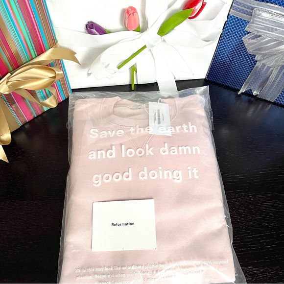 Reformation Vintage Crewneck Sweatshirt - Picture 4 of 7